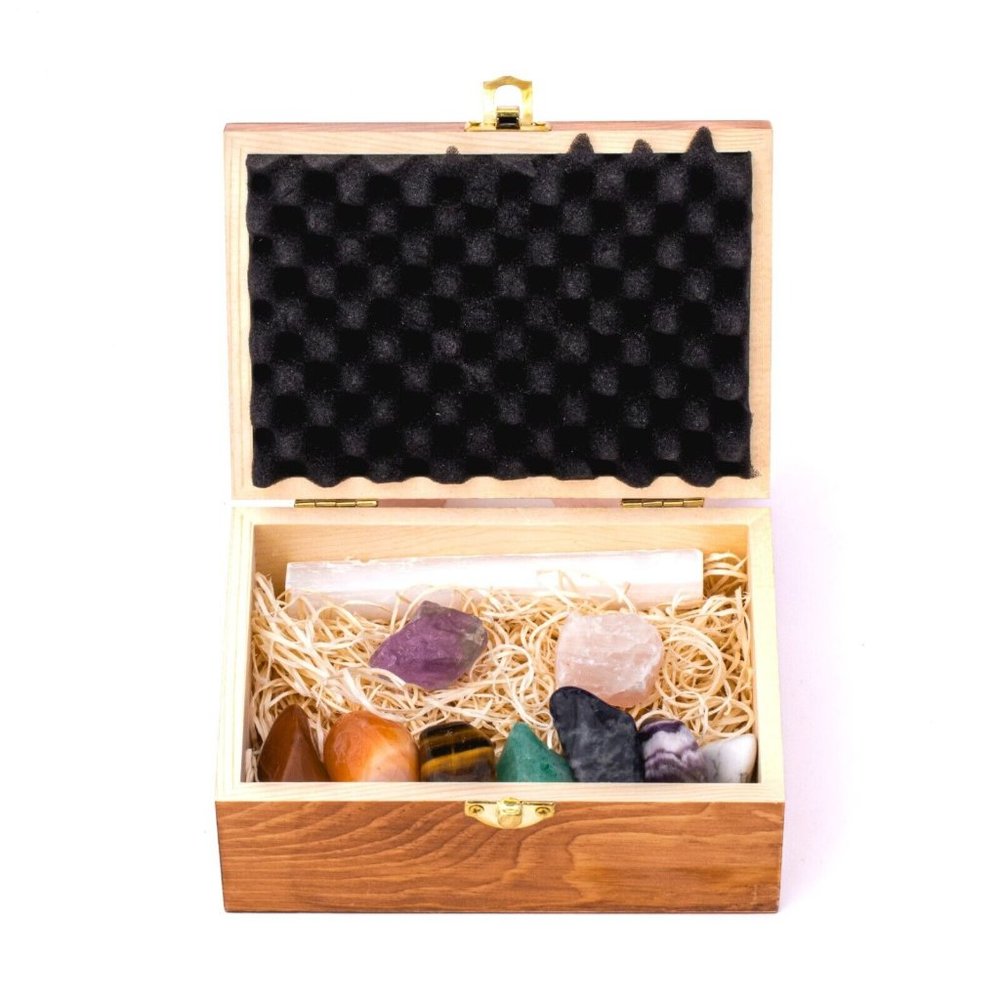 Chakra Healing Gift Box Selenite Amethyst Rose Quartz Tiger Eye Aventurine